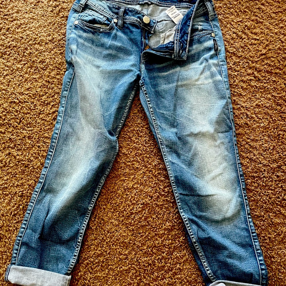 Silver Jeans Capris